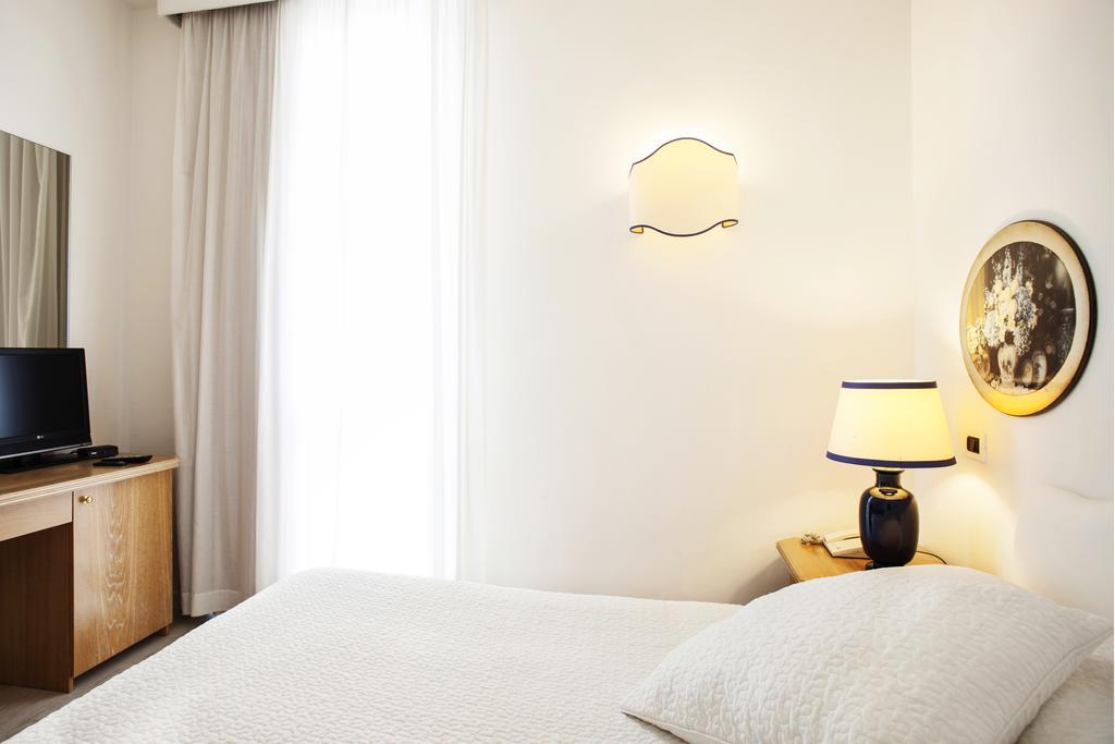 Comfort Single Room,141184191:JPEG