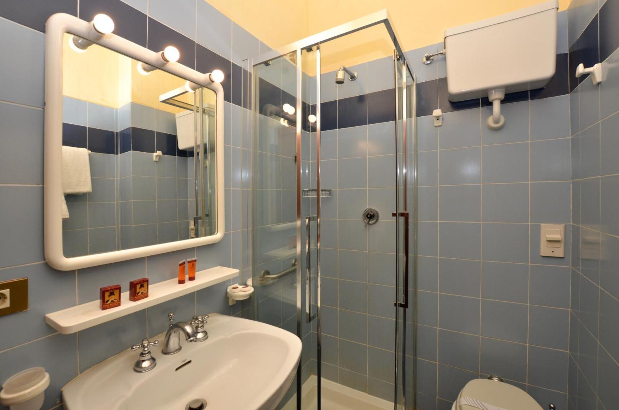 Superior Double or Twin Room,1025039848:JPEG