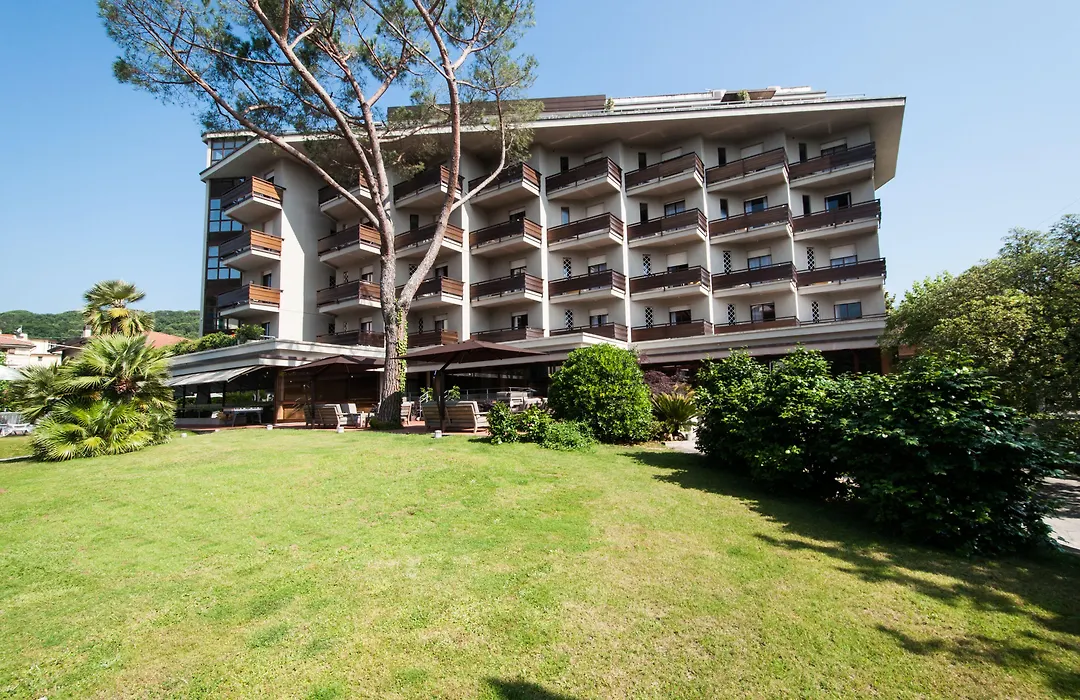 Hotel Michelangelo & Day Spa-1